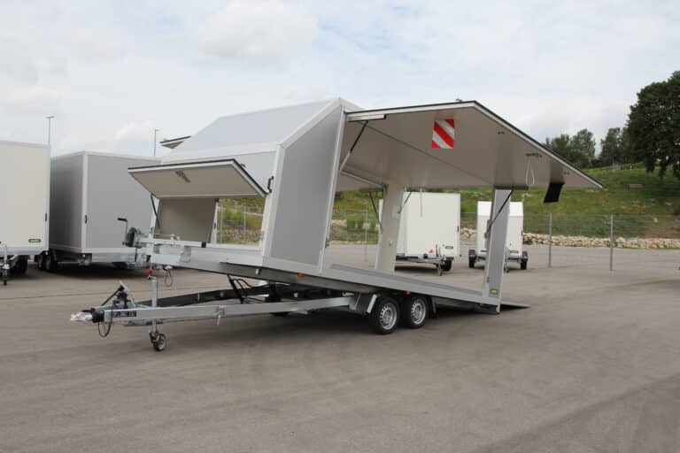 02_UKF_Koffer_f-r_Fahrzeugtransport_main_01