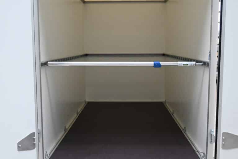 02_UKU_Koffer_Unique_dtl_St-bchenzurrleiste_01-1